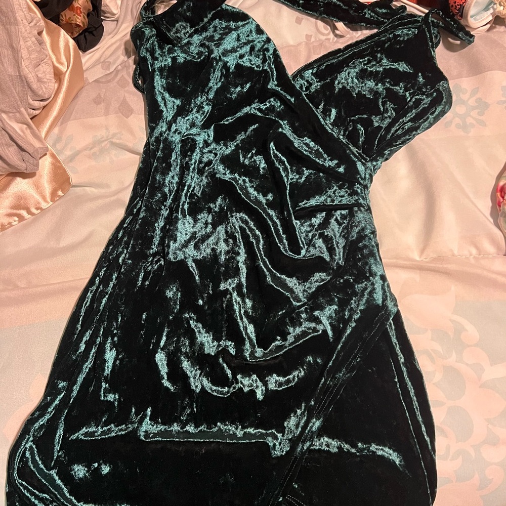 Elegant Velvet Green Dress